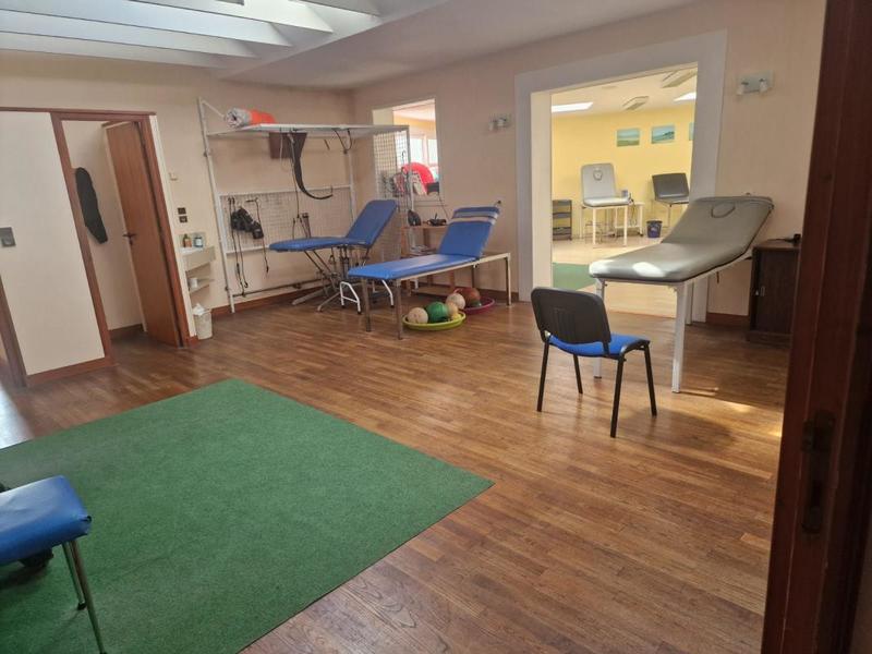 Local commercial - 220 m²