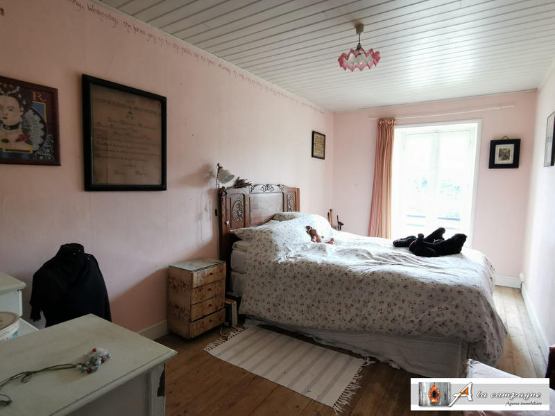 Maison - 143 m² - 7 pièces