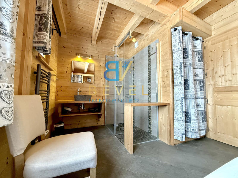 Châlet - 193 m² - 7 pièces