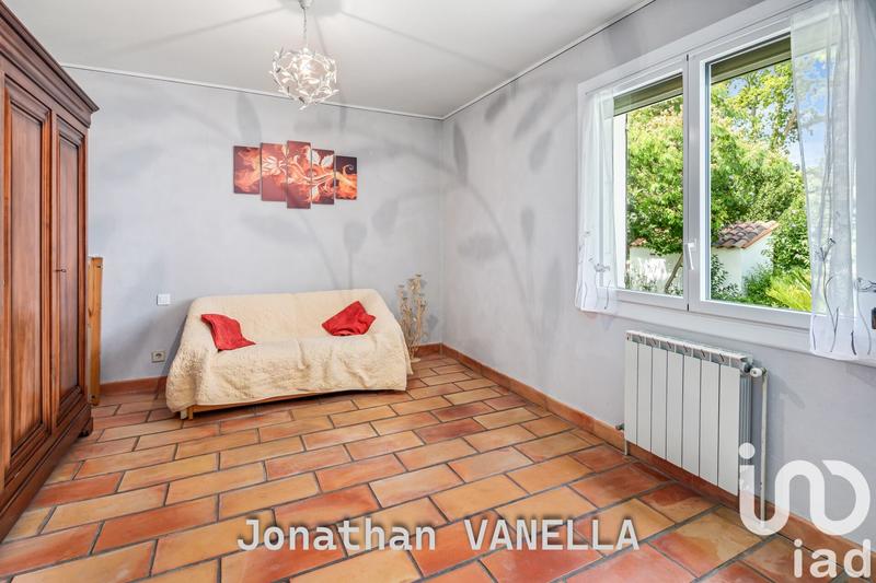 Maison - 238 m² - 8 pièces