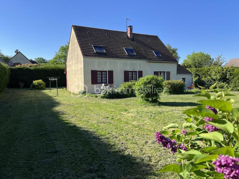 Maison - 119 m² - 8 pièces