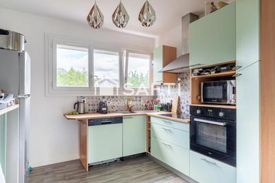 Appartement - 95 m² - 5 pièces