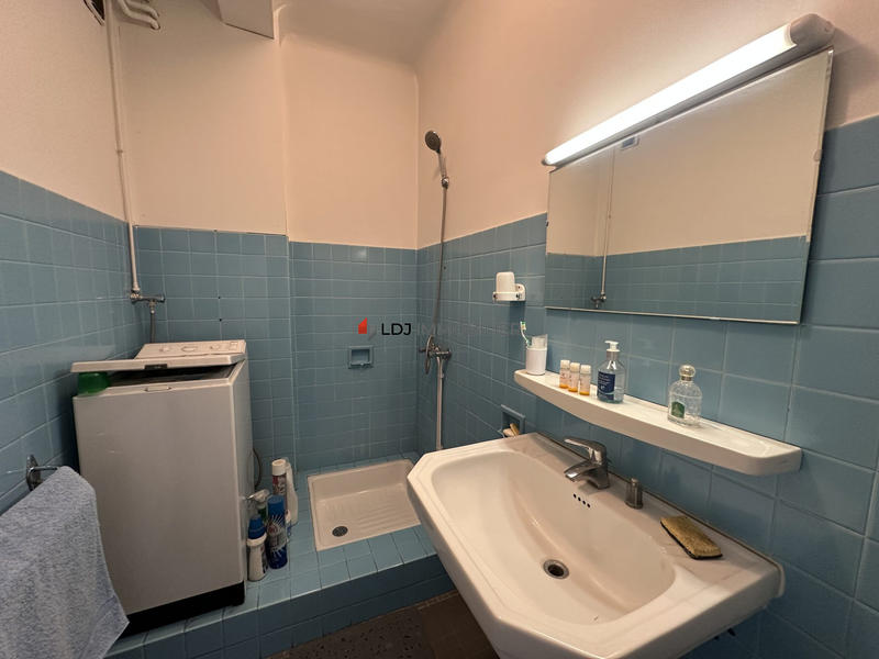 Appartement - 160 m² - 5 pièces