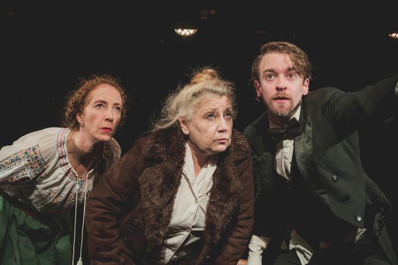 Spectacle le bonheur conjugal de Tchekhov - par la Compagnie Ruzaro