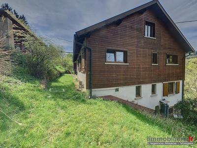 Maison - 272 m² - 9 pièces