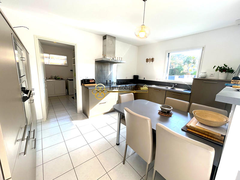 Maison - 138 m² - 6 pièces