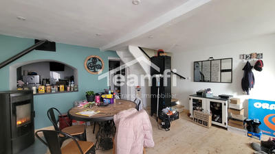 Maison - 110 m² - 6 pièces