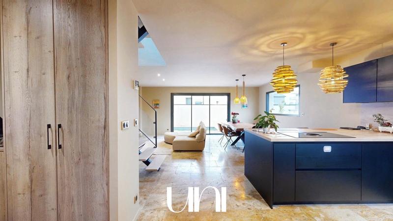 Maison - 150 m² - 5 pièces