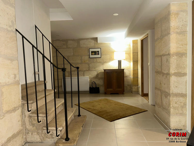 Appartement - 82 m² - 3 pièces