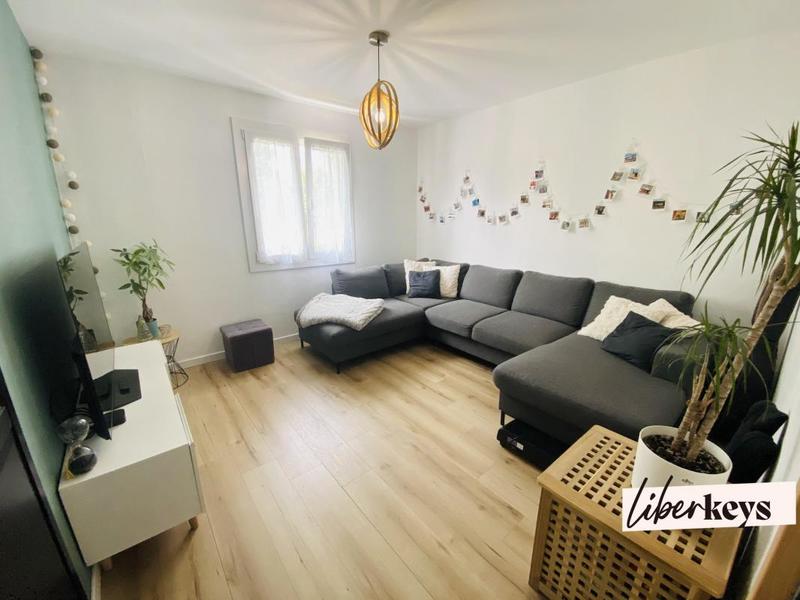 Pavillon - 120 m² - 7 pièces