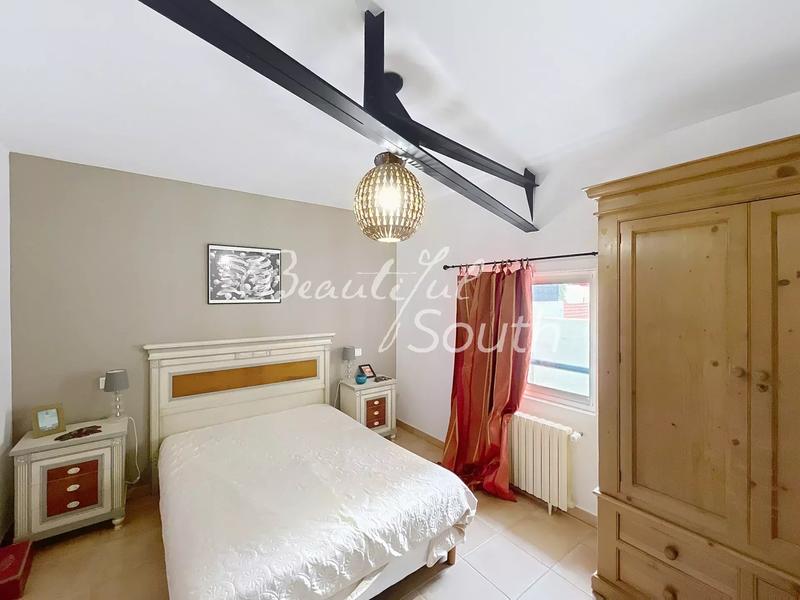 Maison de ville - 297 m² - 8 pièces