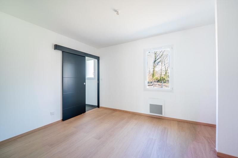 Maison - 99 m² - 4 pièces