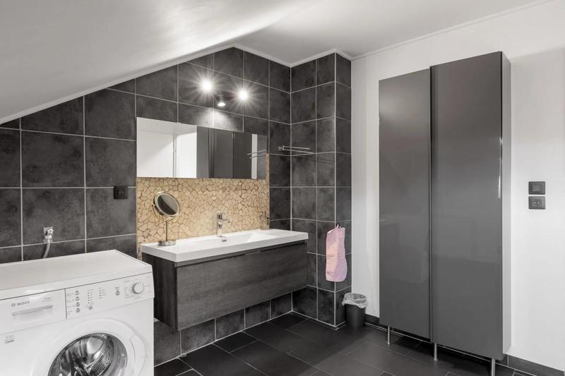 Appartement - 84 m² - 3 pièces