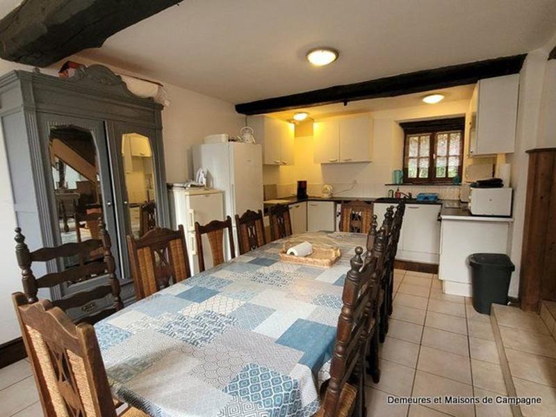 Maison - 268 m² - 12 pièces