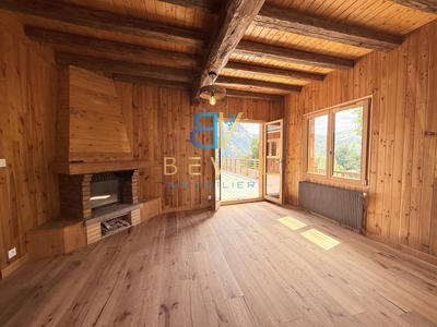 Châlet - 329 m² - 13 pièces