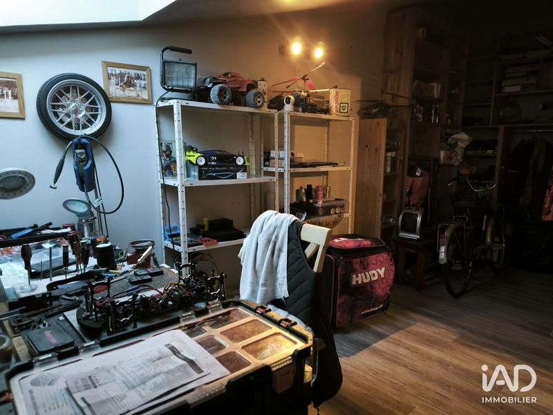 Local commercial - 215 m²