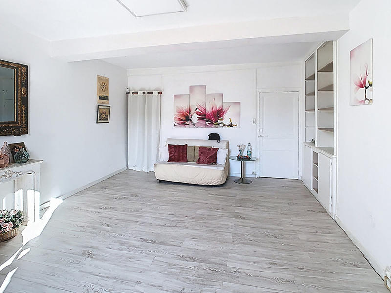 Maison - 167 m² - 6 pièces