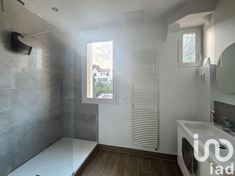 Appartement - 102 m² - 5 pièces