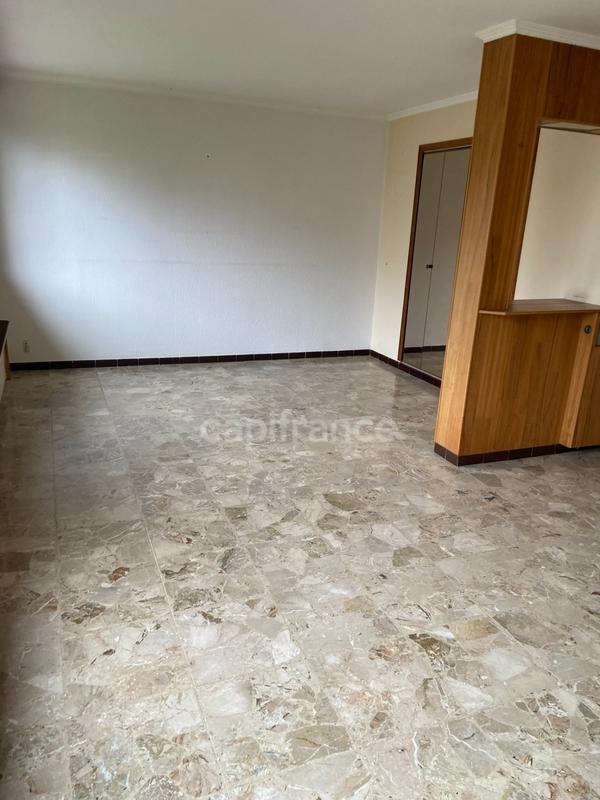 Maison - 162 m² - 10 pièces