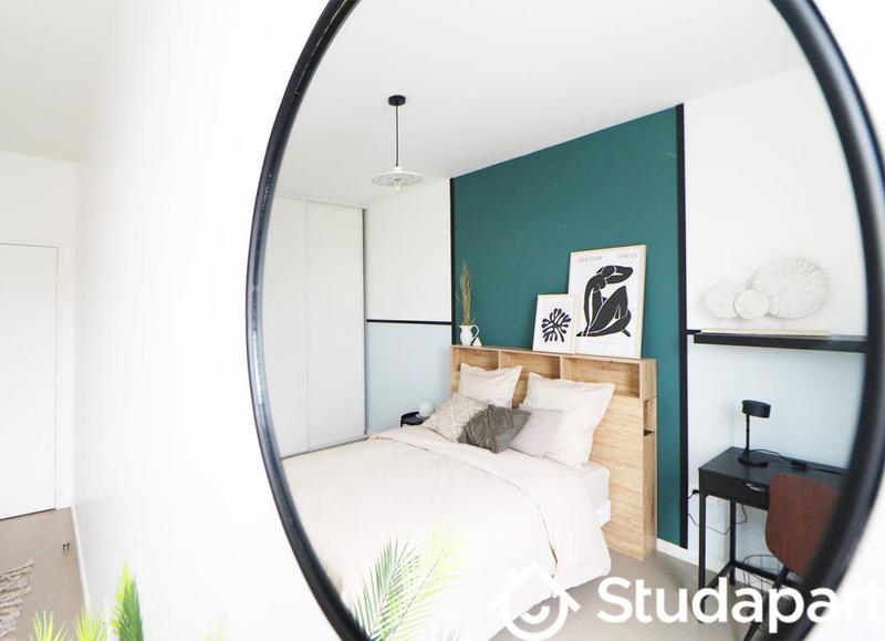 Chambre - 11 m² - 1 pièce