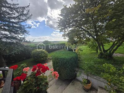 Pavillon - 85 m² - 5 pièces