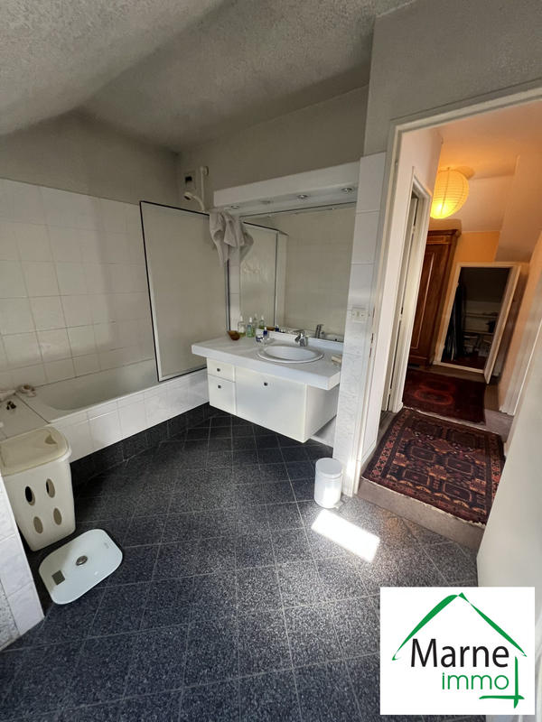 Appartement - 103 m² - 3 pièces