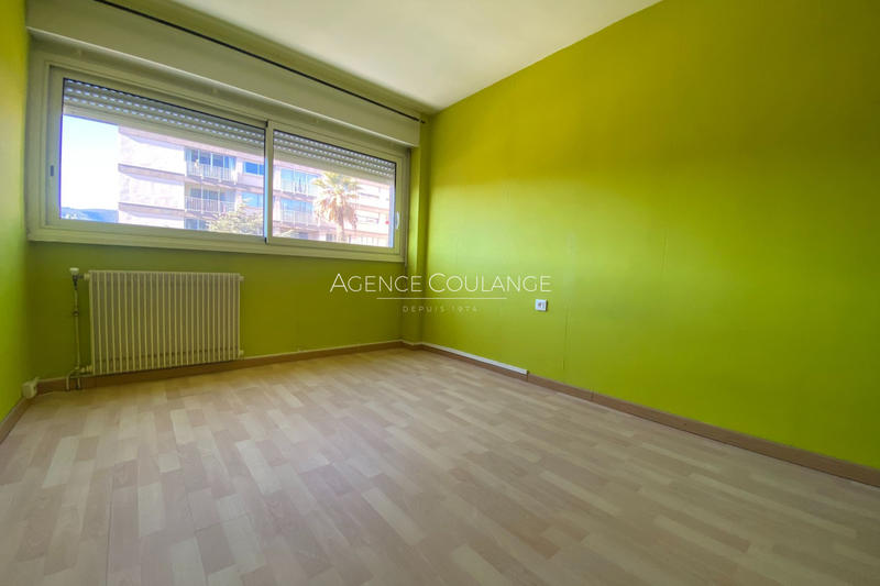 Appartement - 92 m² - 4 pièces
