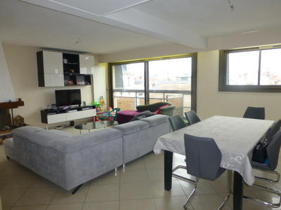 Appartement - 143 m² - 6 pièces