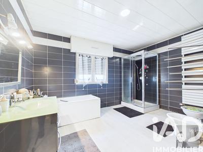 Maison - 153 m² - 7 pièces