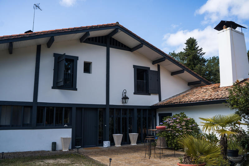 Propriété - 263 m² - 8 pièces