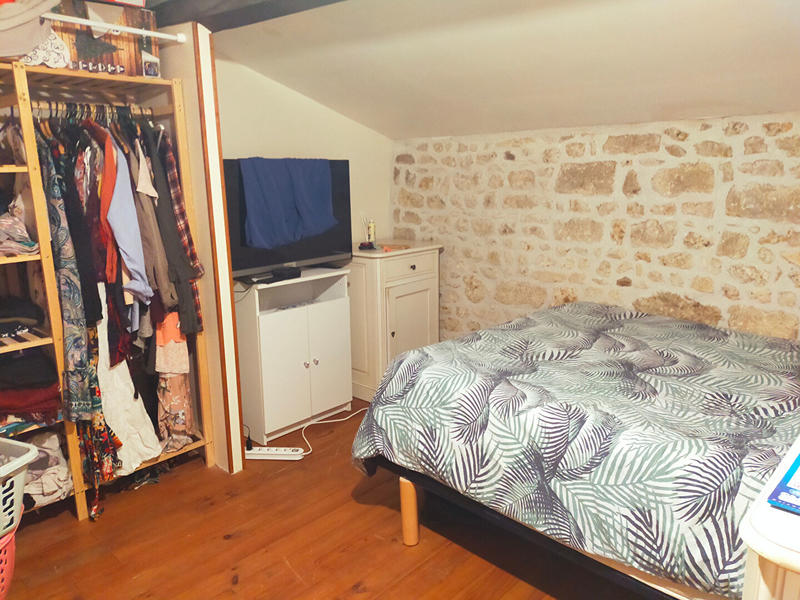 Maison - 239 m² - 8 pièces