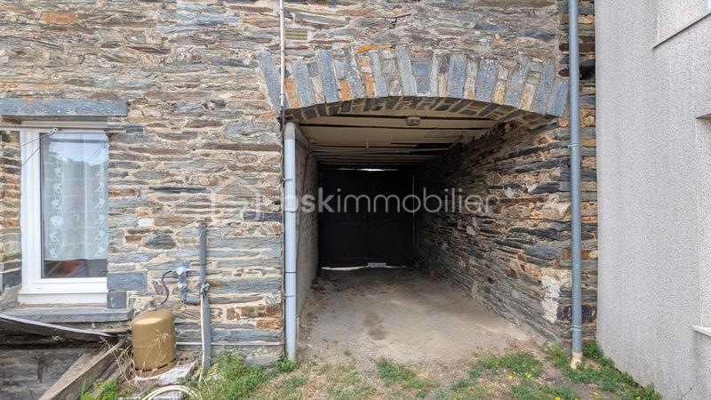 Maison en pierre - 84 m² - 3 pièces