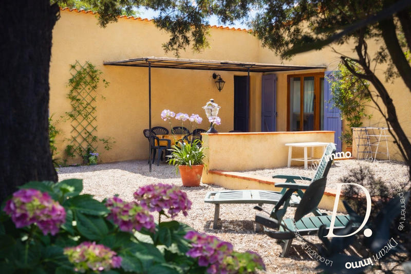 Mas - 405 m² - 17 pièces