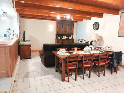 Maison - 205 m² - 6 pièces
