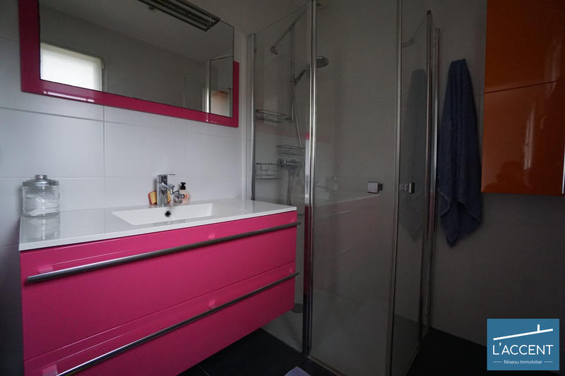 Villa - 183 m² - 6 pièces