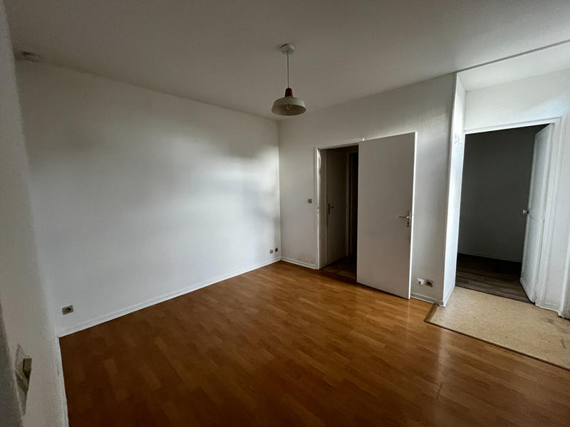 Maison - 180 m² - 10 pièces