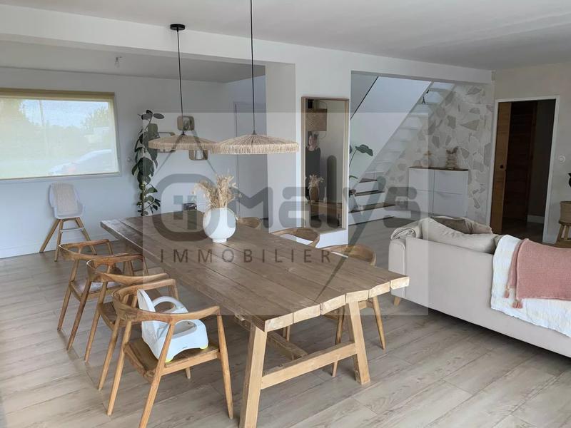 Maison - 130 m² - 5 pièces