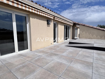 Appartement - 120 m² - 5 pièces