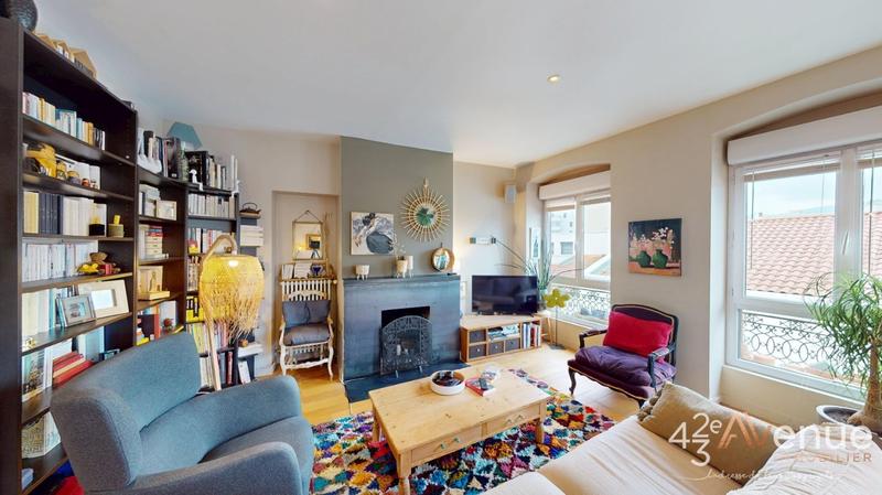 Appartement - 130 m² - 5 pièces