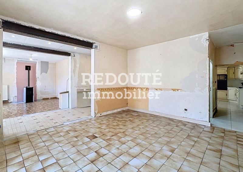 Maison - 228 m² - 8 pièces