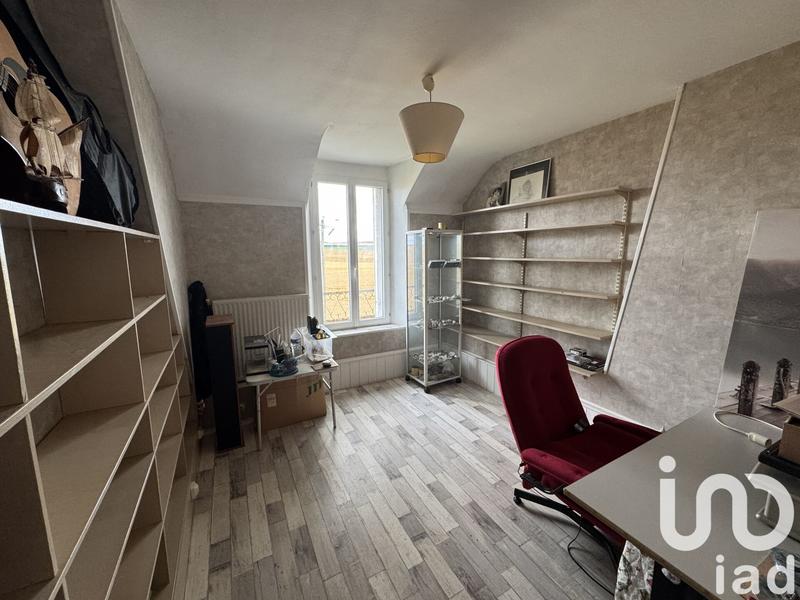 Maison - 207 m² - 7 pièces