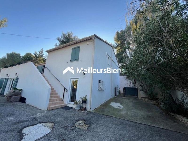 Villa - 193 m² - 6 pièces