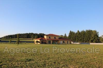 Villa - 165 m² - 6 pièces