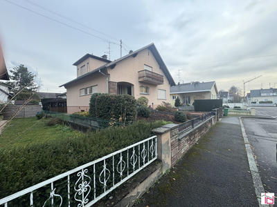 Maison - 185 m² - 6 pièces