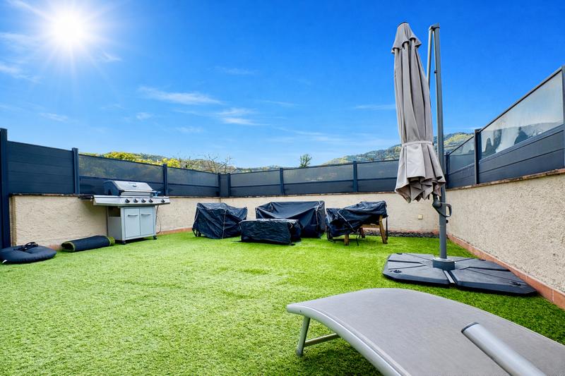 Appartement - 82 m² - 3 pièces