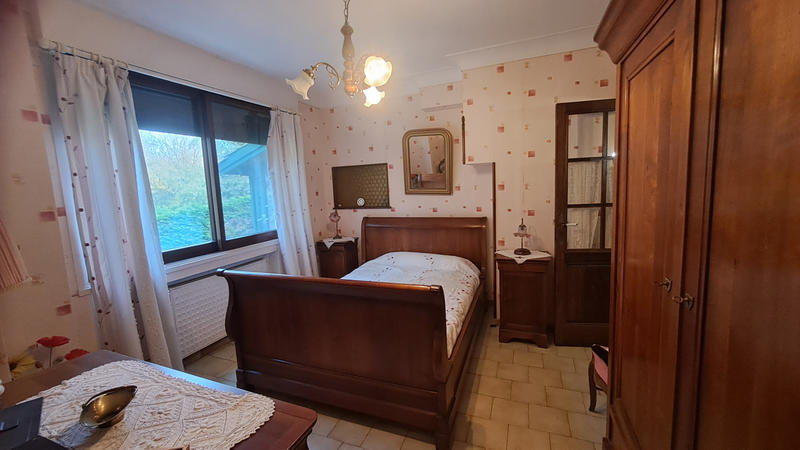 Maison - 180 m² - 5 pièces