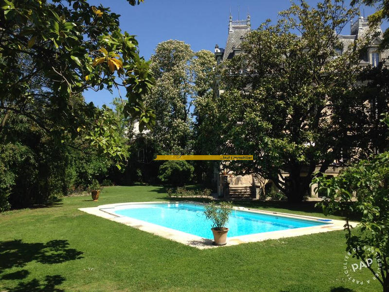 Villa - 435 m² - 13 pièces