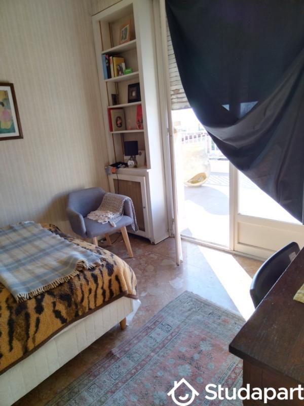 Chambre - 14 m² - 1 pièce