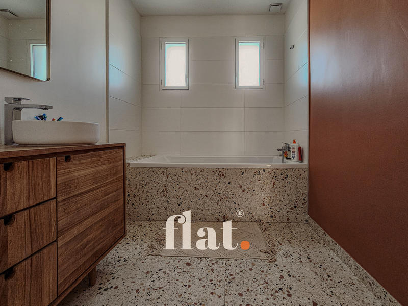 Maison - 161 m² - 5 pièces