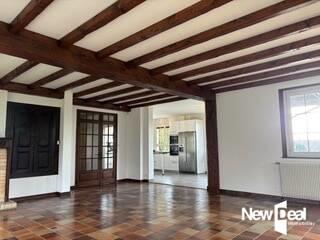 Maison - 230 m² - 7 pièces